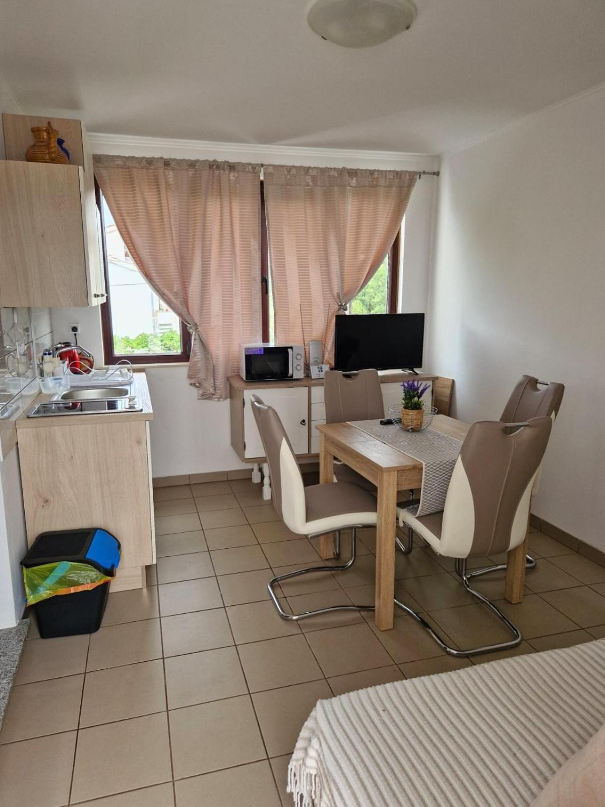 קראליביצה Apartman Seka מראה חיצוני תמונה