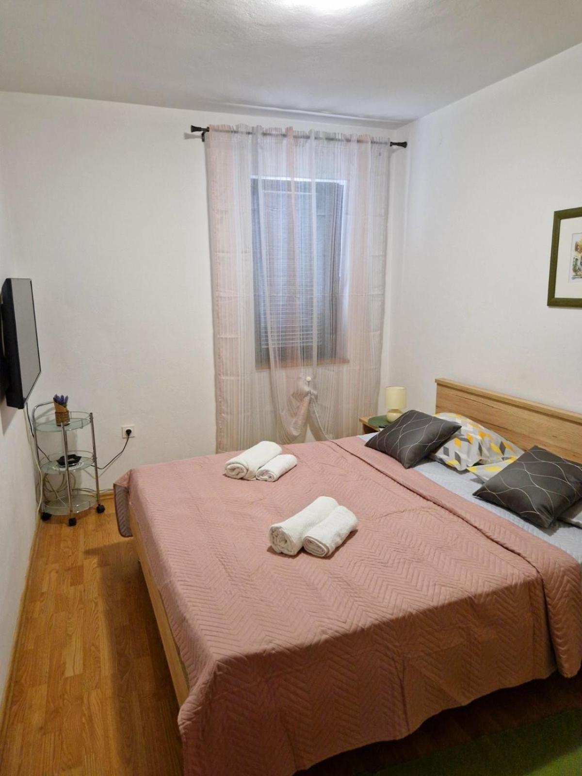 קראליביצה Apartman Seka מראה חיצוני תמונה